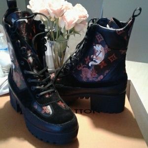 COPY - Louis Vuitton platform desert boots